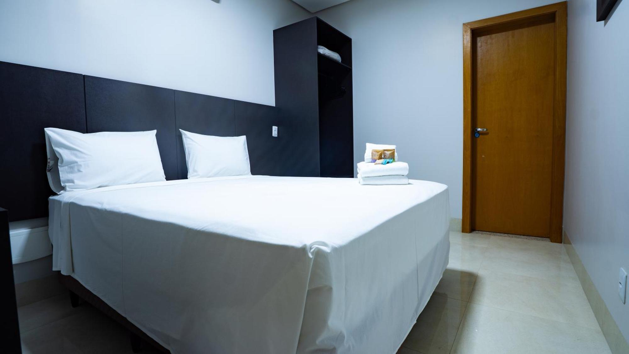 Hotel Buena Vista Гояния Екстериор снимка